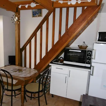 Charmante 4 Pers. Avec Mezzanine, Terrasse Ombragee & Parking, Proche Port Et - Fr-1-798-44 Leucate