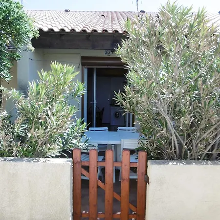 Villa Charmante 4 Pers. Avec Mezzanine, Terrasse Ombragee & Parking, Proche Port Et - Fr-1-798-44